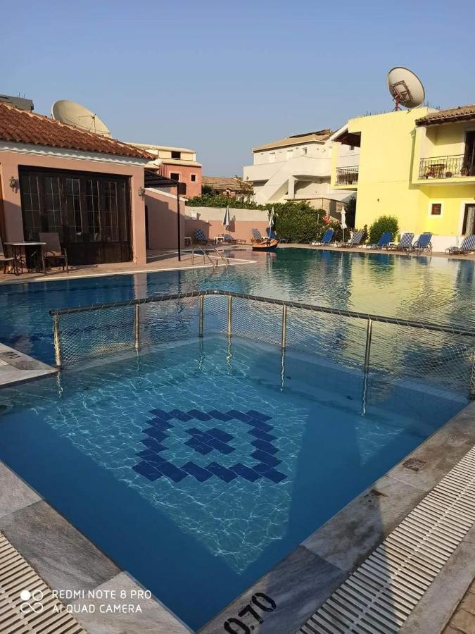 Amadeus Hawaii Apartments & Studios Sidari  Luaran gambar