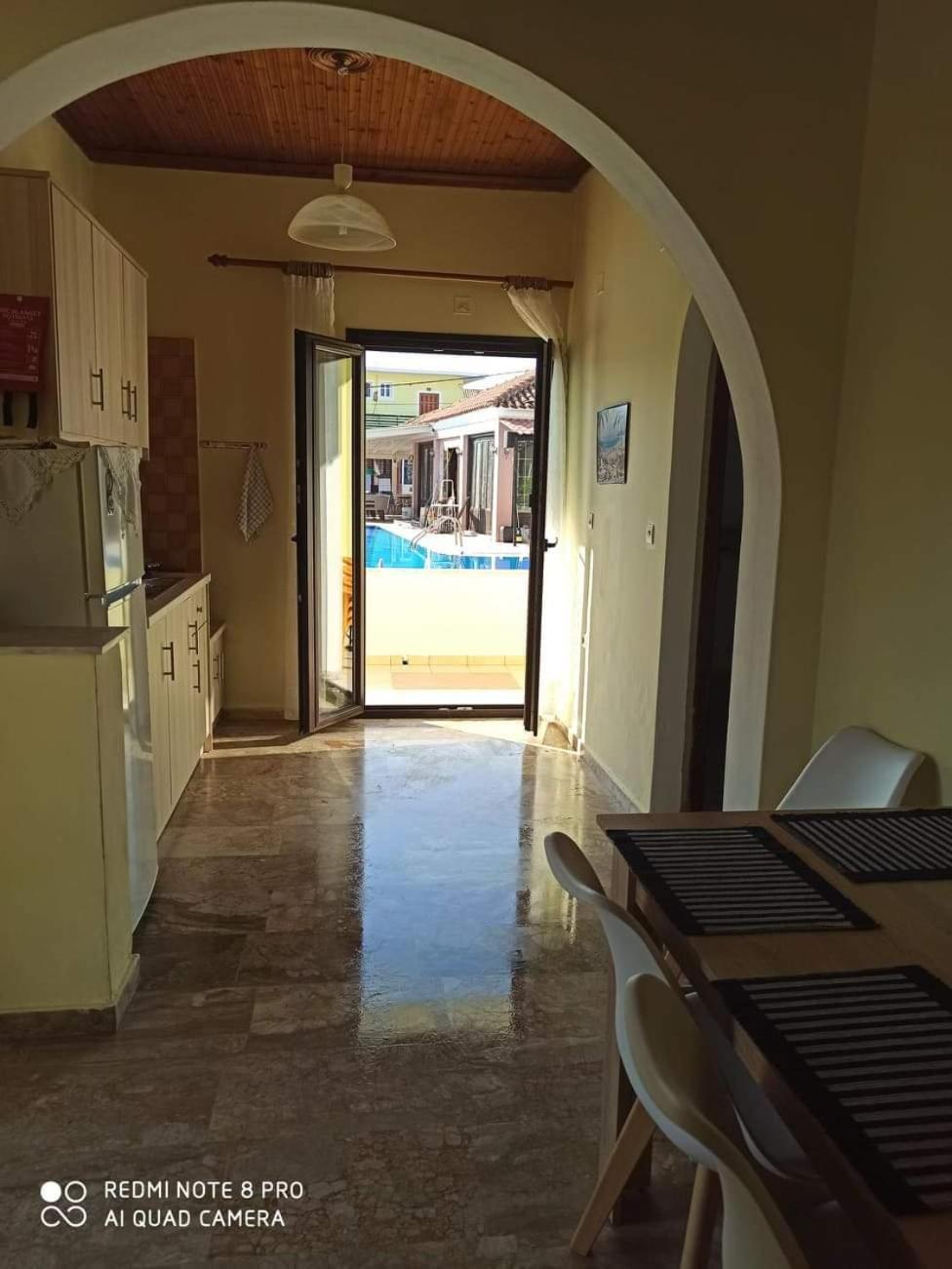 Amadeus Hawaii Apartments & Studios Sidari  Bilik gambar