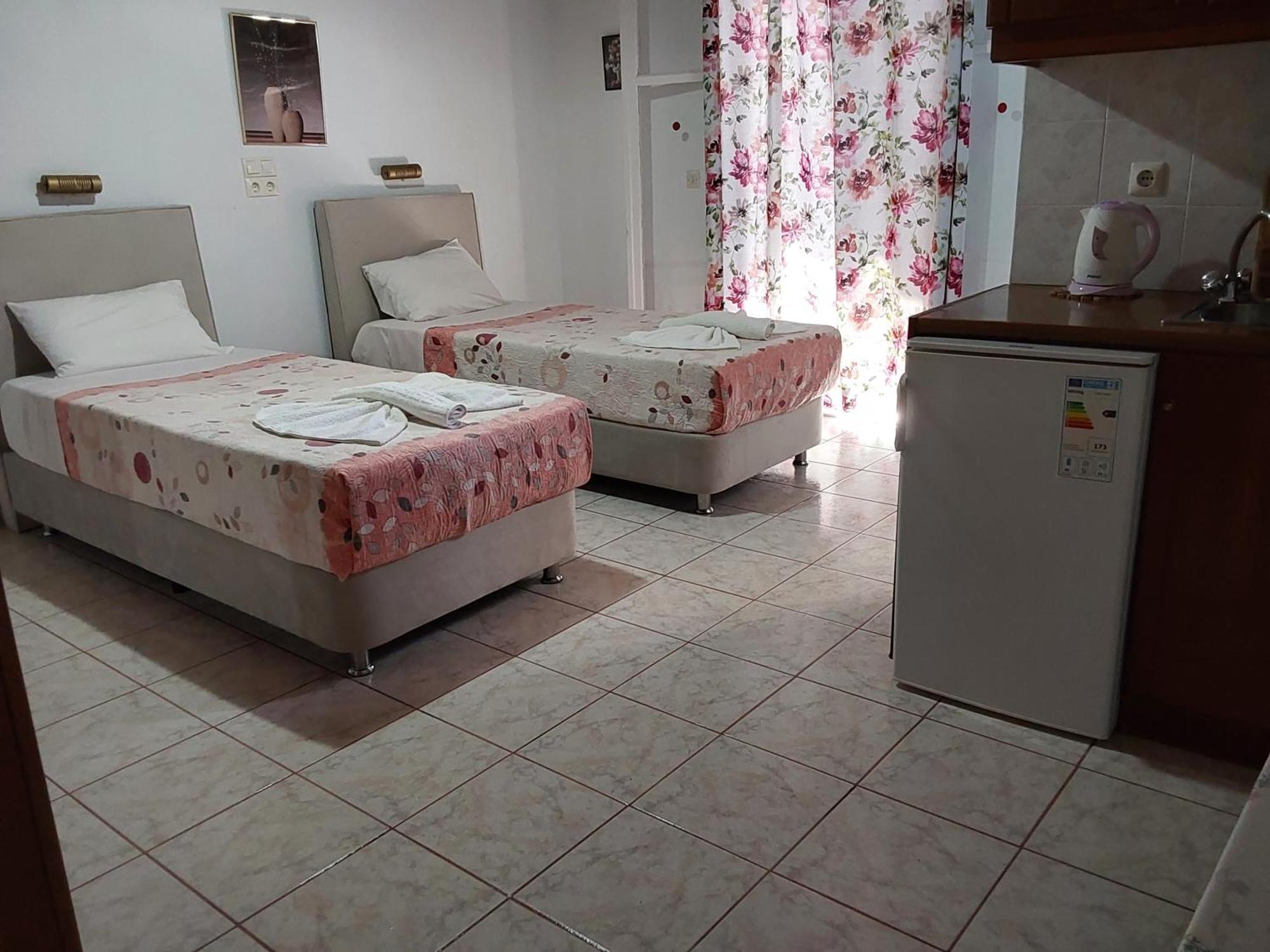 Amadeus Hawaii Apartments & Studios Sidari  Bilik gambar